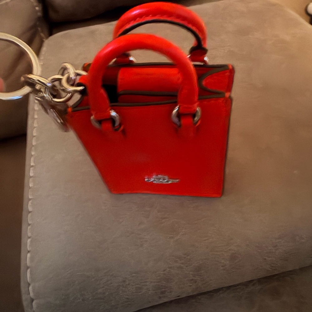 COACH NWOT RARE RED MINI PURSE KEYCHAIN WITH MAGNETIC CLOSURE